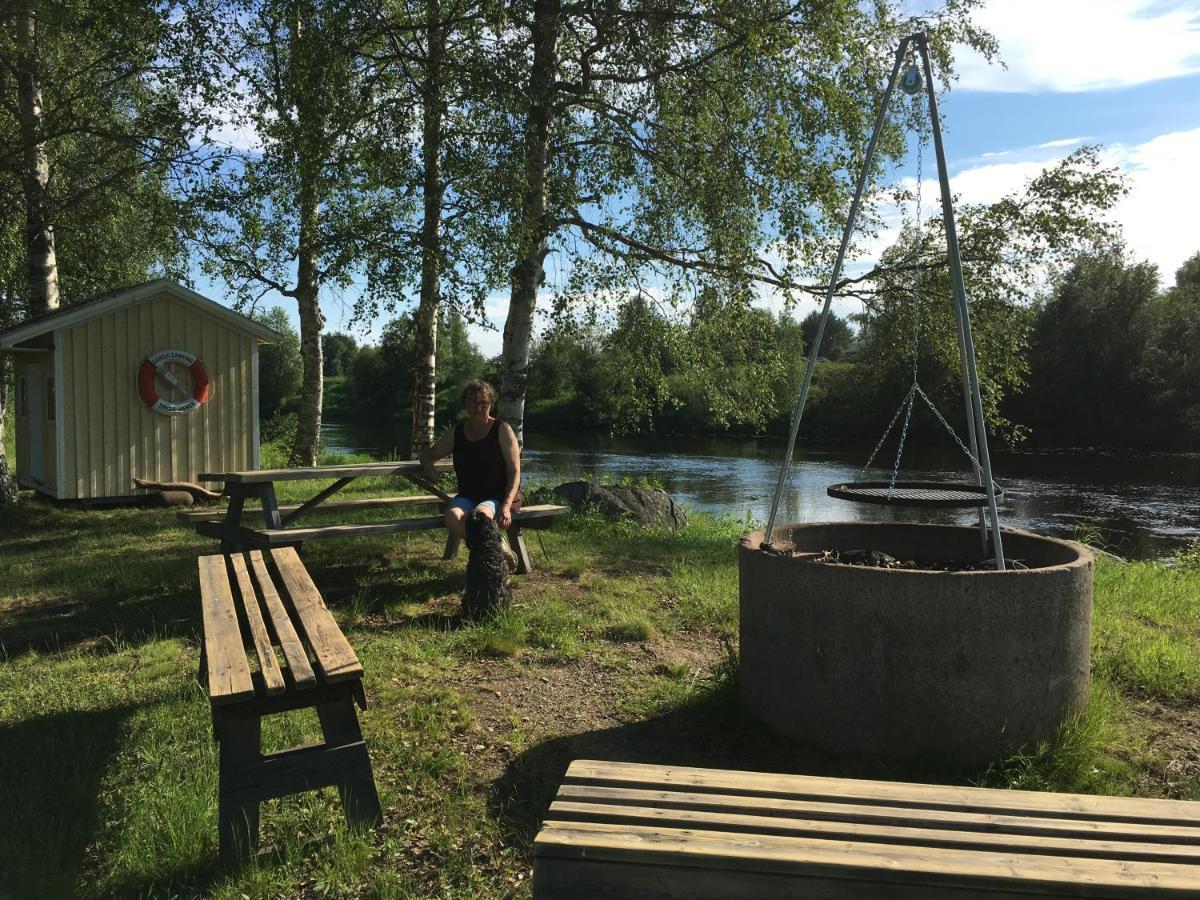 Sangis Motell Och Camping Buitenkant foto